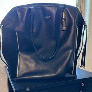 Furla Black Leather Suede Trim Tote Bag Gold‎ Hardware Zip Top